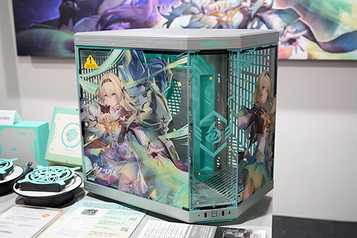 ���������꡼ No.006�Υ���ͥ������ / �����ޡ������ǥ����ץ쥤�֥��ɡ�Titan Army�פ���������ॷ�祦�˽�Ÿ���ꤴ����Mini LED�ǥ����ץ쥤��Ÿ����TGS2025��