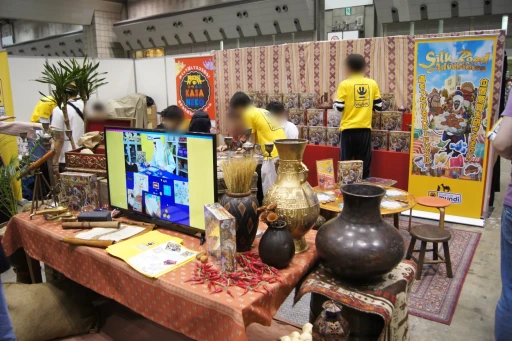 画像ギャラリー No.001のサムネイル画像 / “あのへん”にある特産品を取りに行こう。アバウトな地図を元に交易路を作りあげるパズル風ボードゲーム「シルクロードアドベンチャー」を紹介