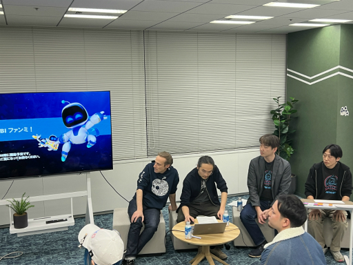 画像ギャラリー No.006のサムネイル画像 / 「アストロボット」制作スタジオTeam ASOBIのファンミーティングをレポート。ここだけでしか聞けないトークや貴重な資料を楽しめる,和やかな時間が流れていた