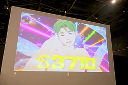 画像ギャラリー No.032のサムネイル画像 / 神々しく鎮座する「金のオバレ像」！　大量のフォトスポットで作品世界を楽しめる「KING OF PRISM 10th ANNIVERSARY展」レポート