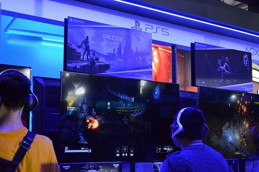 ²èÁü¥®¥ã¥é¥ê¡¼ No.001¤Î¥µ¥à¥Í¥¤¥ë²èÁü / ¡È·õ¤ÈËâË¡¡É¤Ê¤é¤Ì¡È½Æ¤ÈËâË¡¡É¤ÇÀ臘TPS¡£PlayStation¥Ö¡¼¥¹¤Ë½ÐŸ¤Î¡ÖÀø阈¸Â³¦¡ÊExiledge¡Ë¡×¥×¥ì¥¤¥ì¥Ý¡¼¥È¡ÎCJ2024¡Ï