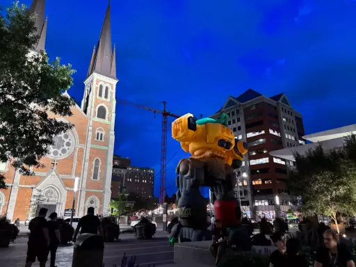 画像ギャラリー No.026のサムネイル画像 / 北米最大のアナログゲームイベント「Gen Con 2024」が開催中。お祭りの予感に満ちていたゼロ日目,現地インディアナポリスの様子をレポート