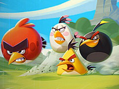 「ツーポイントミュージアム」，「アングリーバード」のレッド，チャック，ボムたちが登場するコラボコンテンツを実装