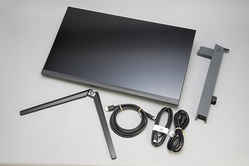 画像ギャラリー No.008のサムネイル画像 / 世界初1000Hz表示の量産型モニター「PHILIPS EVNIA 27M2N5500XD」日本最速レビュー。eスポーツゲーマーなら見逃せない！【PR】