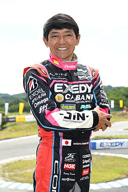 ���������꡼ No.002�Υ���ͥ������ / ��Project Motor Racing�ס��졼���ɥ饤�С�������ů���Ȥζ�Ʊ��ȯ�μ���Ȥߤ�Ҳ𤹤�ȥ쥤�顼�����