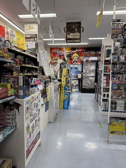 画像ギャラリー No.011のサムネイル画像 / 「Journey of Monarch - 君主の道」とコラボ開催中! 「イエローサブマリン」秋葉原本店★ミント店内レポート