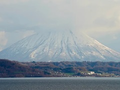 ��Ghost of Y���tei�ס����ܤǤμ��䳫ȯ���äˤĤ��Ƹ���ý�������PlayStation.Blog�ˤƸ���