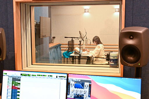 画像ギャラリー No.003のサムネイル画像 / 竹達彩奈さん,怒る。「LINE おまかせレンジャー」半周年記念,人間になったコニーの“怒りボイス”収録にお邪魔した