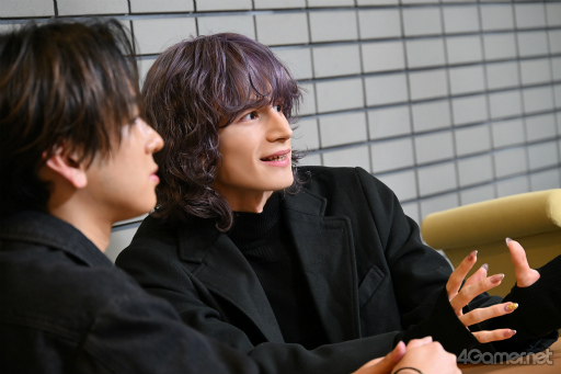 ���������꡼ No.004�Υ���ͥ������ / �Υ��󥿥ӥ塼�ϻ��㤵�󡤤�ߤ��󤵤���ʪ�˻ҤˤĤ��Ƹ�롣�Τ䥤�٥�Ȥʤɡ�Toxic-a-Holic�פκ����Ÿ���ˤ���Թ�ޤ�