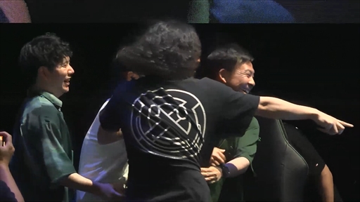 ²èÁü¥®¥ã¥é¥ê¡¼ No.005¤Î¥µ¥à¥Í¥¤¥ë²èÁü / ¡ÎEVO Japan¡Ï¡ÖVirtua Fighter 5 R.E.V.O.¡×ÉôÌçÍ¥¾¡¤Ï¡ÖÊÆ¹ñɱ¡¡×¡£Á°²ó¤Î¥Ó¡¼¥È¥é¥¤¥Ö¥«¥Ã¥×½àÍ¥¾¡¥Á¡¼¥à¤¬Àã¿«¤ò²Ì¤¿¤¹·ë²Ì¤Ë