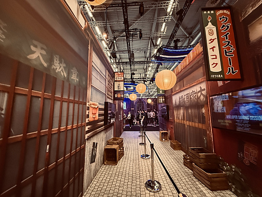 画像ギャラリー No.005のサムネイル画像 / 大東とプレイヤーが共に歩む「STRANGER THAN HEAVEN」の50年。映像とゲームプレイ，二つの体験で“人生”をどう描くのか［gamescom］