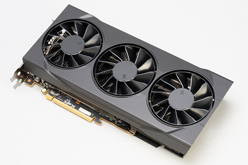 画像ギャラリー No.006のサムネイル画像 / AMDの新ミドルハイGPU「Radeon RX 9070 GRE」は,RX 9070とRX 9060 XTの間に入り,ゲームによってはGeForce RTX 5070を上回ることも