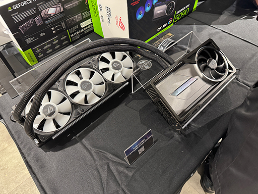 ���������꡼ No.018�Υ���ͥ������ / GeForce RTX 5090��ܥ����ɤʤɡ�ASUS���ǿ�PC�ѡ��Ĥ����ո��ǰ���Ÿ����2��1���ˤϰ��̸������٥�Ȥ򳫺�