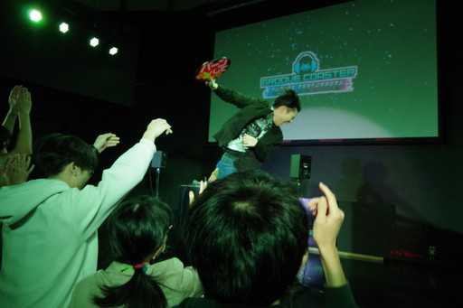 ���������꡼ No.031�Υ���ͥ������ / �ǿ���֥��롼������������ �ե塼���㡼�ѥե����ޡ����פǤϥ��꡼����Υ��ȡ��꡼�⡼�ɤ��о졣�ߥ�DJ�饤�֤�»ܤ��줿����ȯɽ���ݡ���