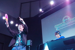 ���������꡼ No.034�Υ���ͥ������ / �ǿ���֥��롼������������ �ե塼���㡼�ѥե����ޡ����פǤϥ��꡼����Υ��ȡ��꡼�⡼�ɤ��о졣�ߥ�DJ�饤�֤�»ܤ��줿����ȯɽ���ݡ���