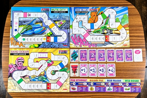 画像ギャラリー No.003のサムネイル画像 / スーファミの名作がボードゲームに！　「エフゼロ ナイトリーグ」で5つのサーキットを駆け抜けろ！　昭和・平成レトロボードゲーム大百科 第20回