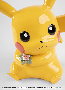 画像ギャラリー No.002のサムネイル画像 / ピカチュウ＆イーブイの100万円のオブジェが登場。288体限定制作となる精緻な作品