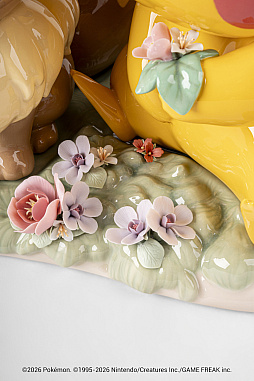 画像ギャラリー No.011のサムネイル画像 / ピカチュウ＆イーブイの100万円のオブジェが登場。288体限定制作となる精緻な作品