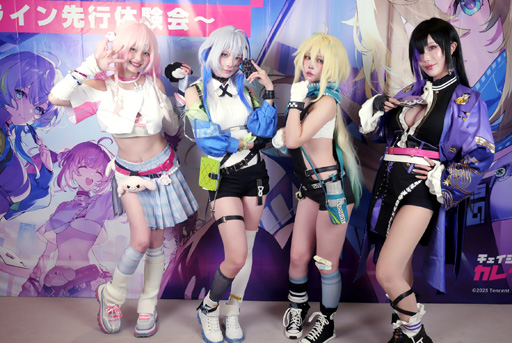 Galeria de imagens No.039 Imagem de miniatura / Uma linda garota montando uma motocicleta atravessa uma cidade em um futuro próximo. Relatório sobre a sessão de avaliação antecipada para o novo RPG de smartphone