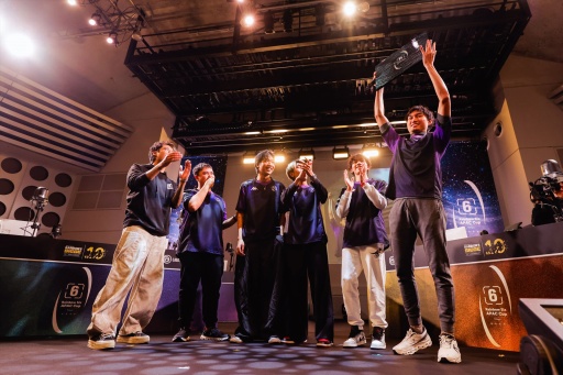 ���������꡼ No.006�Υ���ͥ������ / �桼�ӡ��������եȼ�š�FPS Day X�ײ���ݡ��ȡ���UBIDAY�פΰ����ҤϷ����Ѥ������⥳�ߥ�˥ƥ��򲹤�³���Ƥ���