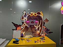 画像ギャラリー No.026のサムネイル画像 / 「トリッカル・もちもちほっペ大作戦」開発元のEPID Gamesを見学に韓国へ。同人グッズやミームに溢れるオタクカンパニー