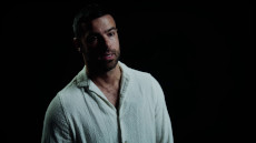 ���������꡼ No.012�Υ���ͥ������ / ���󥿡��ƥ�����ȶȳ��θ��Ϥ����Ԥ������������ۥ顼��Dead Take�פ�ȯ������7��31���˷��ꡣ�ǿ�PV����������ե륭�㥹�Ȥ�ȯɽ