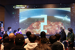 画像ギャラリー No.016のサムネイル画像 / 「ROMEO IS A DEAD MAN」発売直前記念イベントをレポート。トークイベントには，須田剛一氏や開発陣，Boseさんや金子ノブアキさんらが登壇