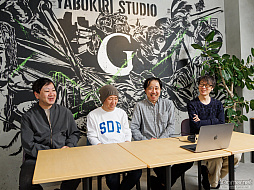 画像ギャラリー No.039のサムネイル画像 / 須田剛一“出奔”につき欠席裁判!!　アドリブか，ムチャぶりか。「ROMEO IS A DEAD MAN」制作の裏側に迫るベテラン＆若手との4人タッグマッチ2連戦