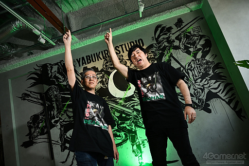 画像ギャラリー No.041のサムネイル画像 / 須田剛一“出奔”につき欠席裁判!!　アドリブか，ムチャぶりか。「ROMEO IS A DEAD MAN」制作の裏側に迫るベテラン＆若手との4人タッグマッチ2連戦