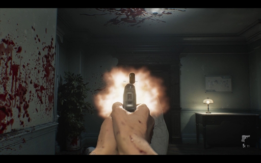 画像ギャラリー No.013のサムネイル画像 / 「バイオハザード レクイエム」最新プレビュー。怯えるグレースと百戦錬磨のレオン――恐怖と戦闘がコントラストを描く“懐かしくも新しいバイオ”