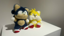 画像ギャラリー No.024のサムネイル画像 / 「ソニック」35周年を記念した展覧会「SONIC the Exhibition -ACROSS GENERATIONS-」レポート。愛あふれるアート作品や初出しの貴重な資料などを展示
