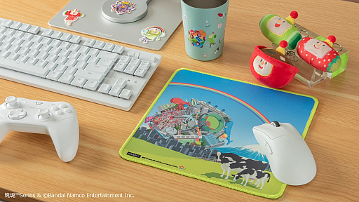 画像ギャラリー No.002のサムネイル画像 / 「塊魂」の王子がおにぎりをコロコロ転がすパッケージに包まれた「塊魂米」，本日発売。初代ティザービジュアルをデザインしたマウスパッドも登場