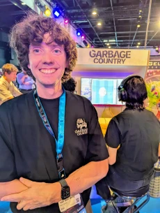 ���������꡼ No.006�Υ���ͥ������ / �������������Τ�Ӥꥸ���פ�õ�����뿷��ADV��GARBAGE COUNTRY�ס�������Υץ쥤���֥�ǥ���Ƥ�����gamescom��