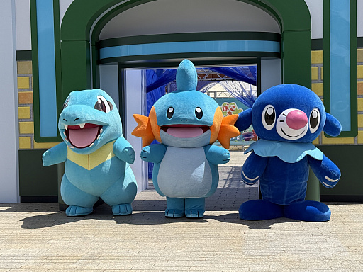 画像ギャラリー No.023のサムネイル画像 / 「ぽこ あ ポケモン」の世界へつながるゲートが横浜赤レンガ倉庫に開通! 「リアル『ぽこポケ』体験!『ブクブクうみぞこの街』」を先行体験