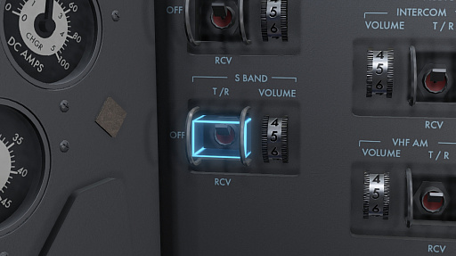 画像ギャラリー No.051のサムネイル画像 / 膨大な数のスイッチや計器におののく。「Reentry - A Space Flight Simulator」で，アポロ宇宙船の操縦（のごく一部）を体験してみた