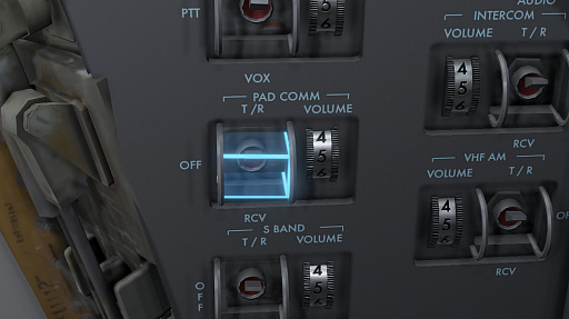 画像ギャラリー No.064のサムネイル画像 / 膨大な数のスイッチや計器におののく。「Reentry - A Space Flight Simulator」で，アポロ宇宙船の操縦（のごく一部）を体験してみた