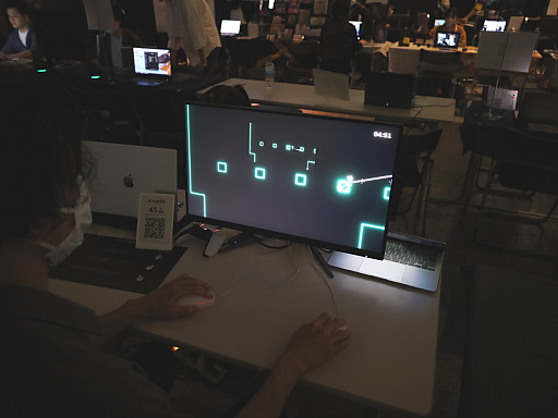 画像ギャラリー No.002のサムネイル画像 / 左右2本のフックを駆使する高難度2Dワイヤーアクションゲーム「アルカビット」をプレイ