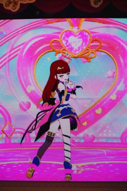 画像ギャラリー No.011のサムネイル画像 / 「おねがいアイプリ」と「アイプリバース」が楽しめる「アイプリバズリウムパーク」，東京・池袋にオープン。アイプリランウェイが最高すぎた