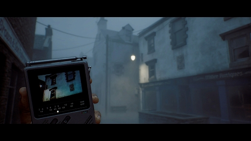 画像ギャラリー No.003のサムネイル画像 / 「SILENT HILL: Townfall」は,CRTVのノイズが不安を呼び起こすホラー表現に。シアター風の会場でじわじわと恐怖が迫るプレイデモを体験