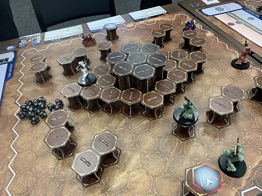 画像ギャラリー No.021のサムネイル画像 / 第一の矢は「ポケモン」と「ガンダム」。“作る”と“遊ぶ”の両立を目指すバンダイの新テーブルゲームブランド発表会＆試遊レポート