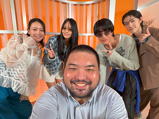 ���������꡼ No.011�Υ���ͥ������ / ��iPhone 17�ץ��꡼���ȡ�iPhone Air�פμµ���̿��ǥ����å������餿�����ħ�򤪤��餤