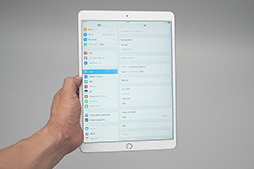 画像集 No.052のサムネイル画像 / 「10.5インチiPad Pro」レビュー。画面が大きくなった新型iPadは，すんなり使えてゲームも快適なお勧めタブレットだ