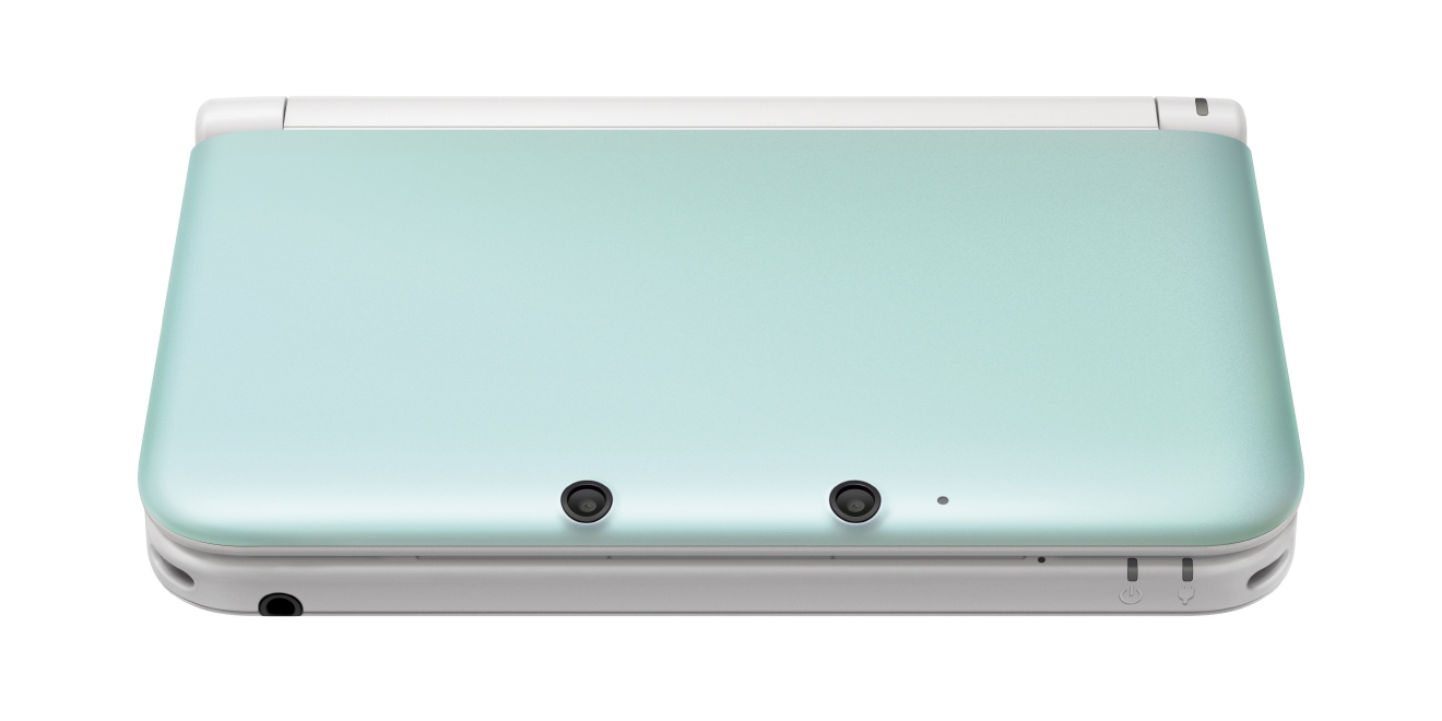 画像集/3DS LLの新色「ミント×ホワイト」と，「トモダチコレクション 新生活」の3DS LL本体同梱版が4月18日に発売