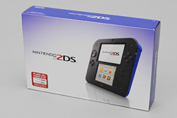画像ギャラリー No.004のサムネイル画像 / 「Nintendo 2DS」分解レポート。立体視非対応の“廉価版3DS”,その中身は?