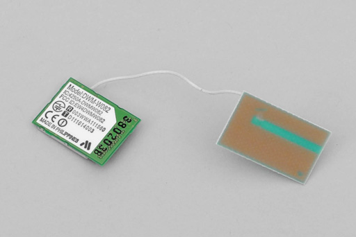 画像ギャラリー No.026のサムネイル画像 / 「Nintendo 2DS」分解レポート。立体視非対応の“廉価版3DS”,その中身は?