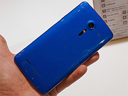 ꡼ No.005 | KDDI2013ߥǥ륹ޡȥե֥åȤ򿨤äƤڥåϲǻȤ˹פŤ餷ʤΩ