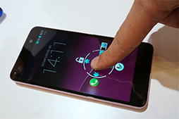 ꡼ No.049 | KDDI2013ߥǥ륹ޡȥե֥åȤ򿨤äƤڥåϲǻȤ˹פŤ餷ʤΩ