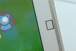 ꡼ No.061 | KDDI2013ߥǥ륹ޡȥե֥åȤ򿨤äƤڥåϲǻȤ˹פŤ餷ʤΩ