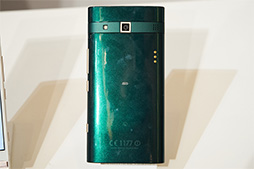 ������#019�Υ���ͥ���/KDDI��2014ǯ�ߥ�ǥ륹�ޡ��ȥե���2���ʤΥƥ��ȥ�ݡ��Ȥ�Ǻܡ��ޥ��ʡ������󥸤����쥹�ݥ󥹤β������δ��Ǥ���