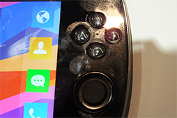 ���������꡼ No.007�Υ���ͥ������ / ��CES 2015��PS Vita���ǥ�����Ρȥ�����ѥå��դ����ޥۡɡ�W1 3D�פ�Ÿ������ȯ�������ޤ����äƤ���